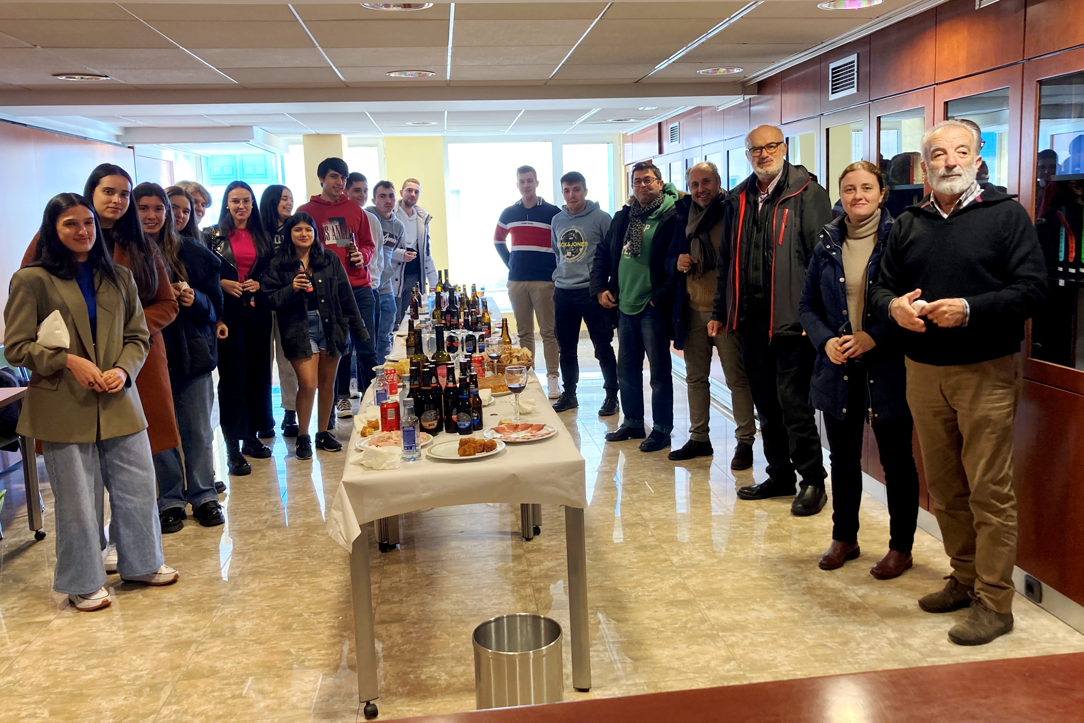 Visita de los alumnos de Ingeniería Técnica Industrial de la Facultad de Ciencias de la USC en Lugo